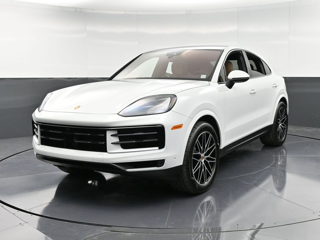 2025 Porsche Cayenne -'s photo