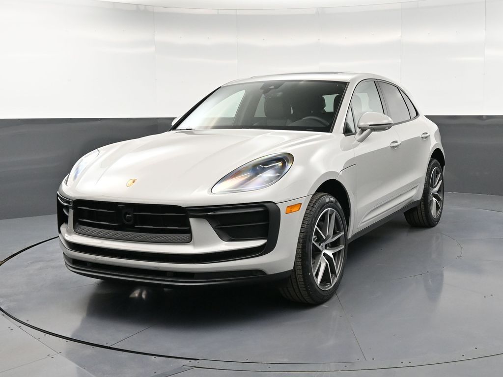 2026 Porsche Macan
