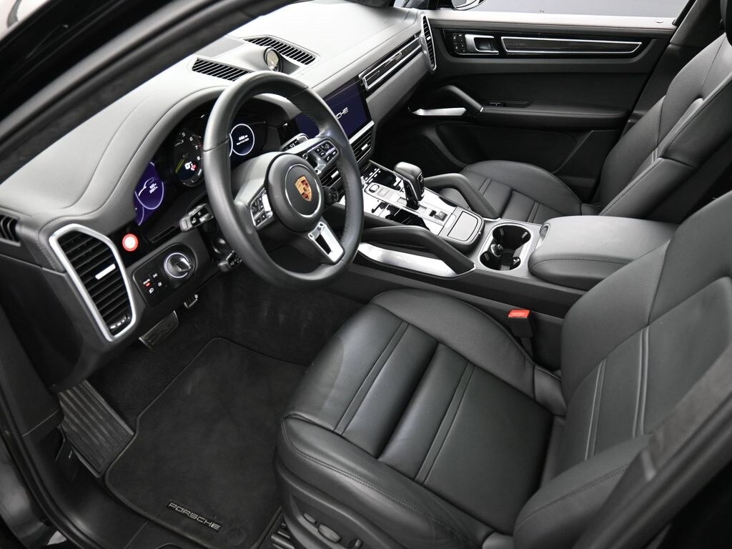 2023 Porsche Cayenne E-Hybrid Coupe Turbo S photo 4