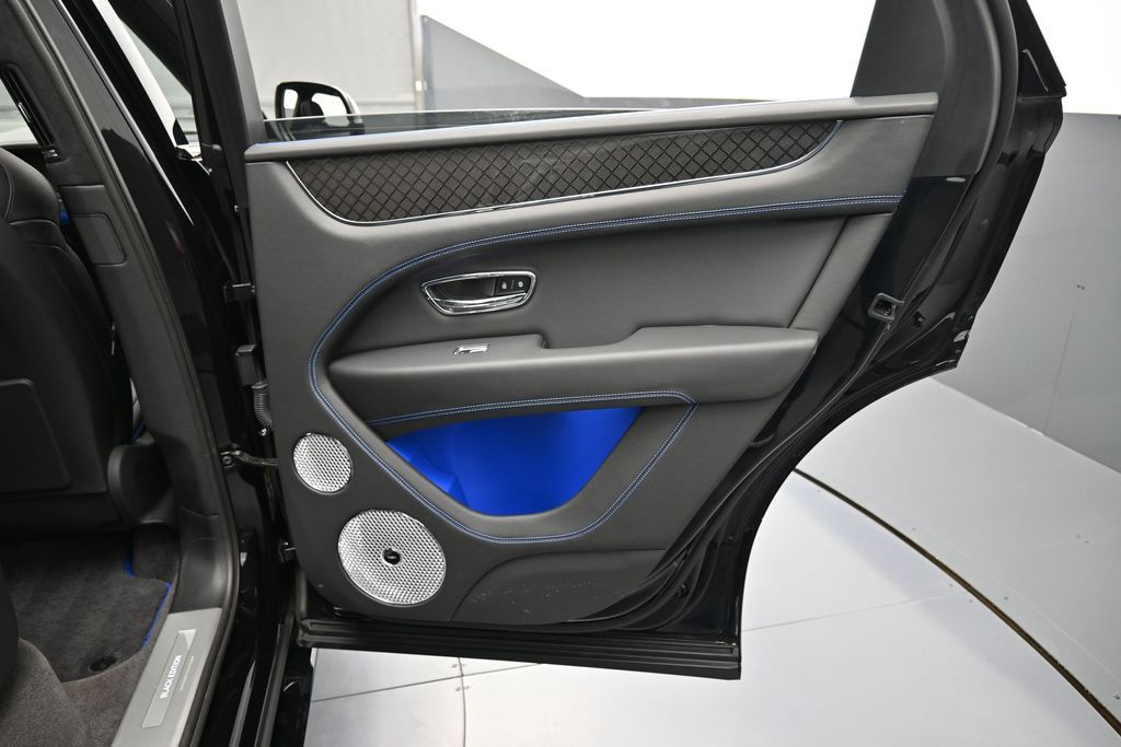 2025 Bentley Bentayga S - Photo 25