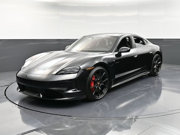 2025 Porsche Taycan GTS Sedan