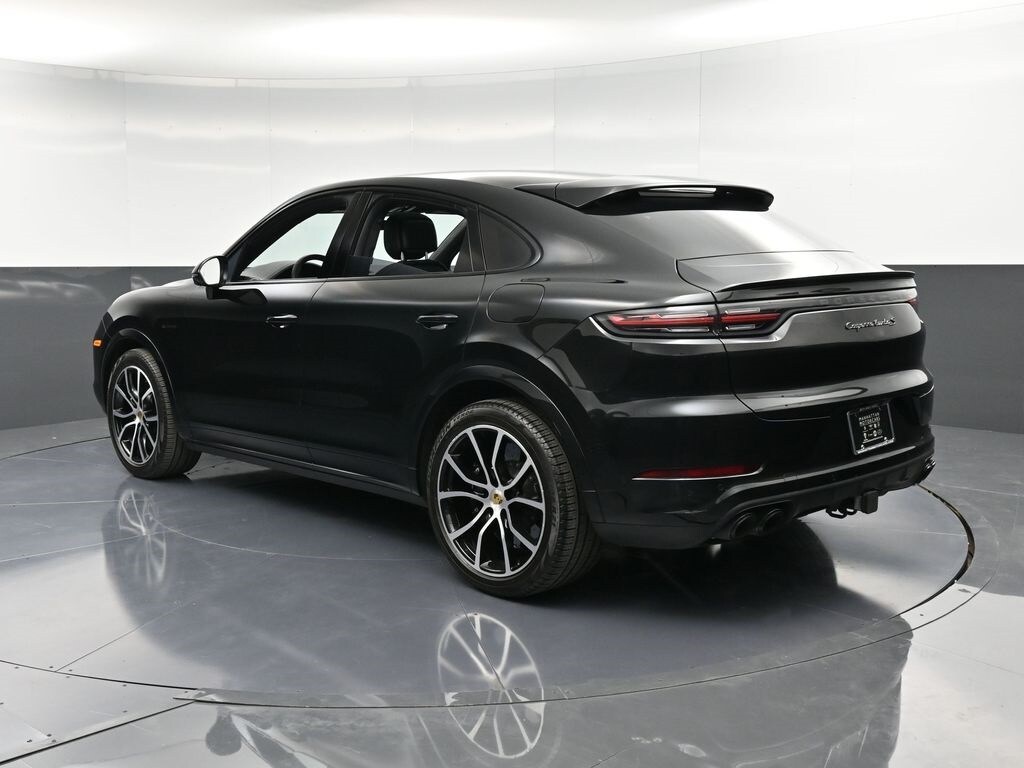 2023 Porsche Cayenne E-Hybrid Coupe Turbo S photo 3