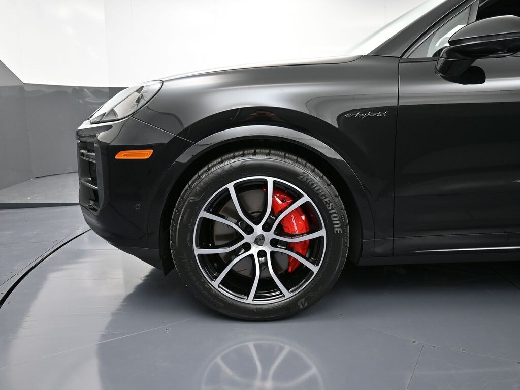 2026 Porsche Cayenne Turbo E-Hybrid - Photo 11