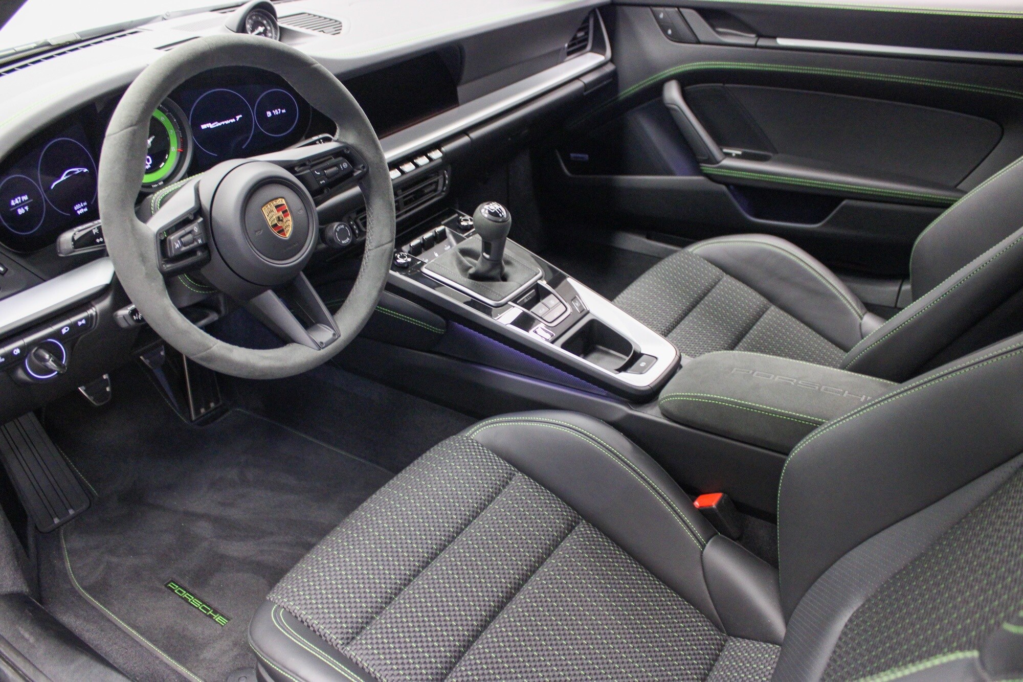 2024 Porsche 911 T photo 4