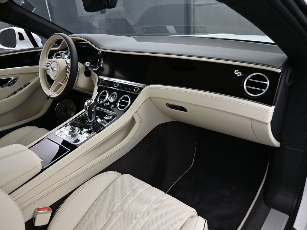 2024 Bentley Continental GT - Photo 27