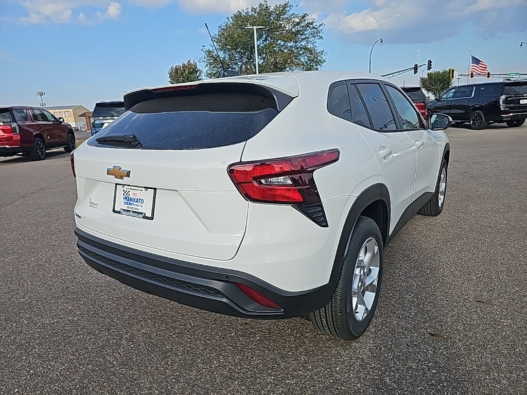 New 2026 Chevrolet Trax LS SUV