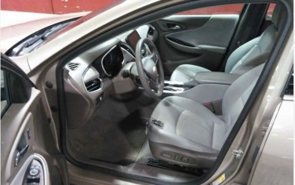 Used 2024 Chevrolet Malibu LT Sedan