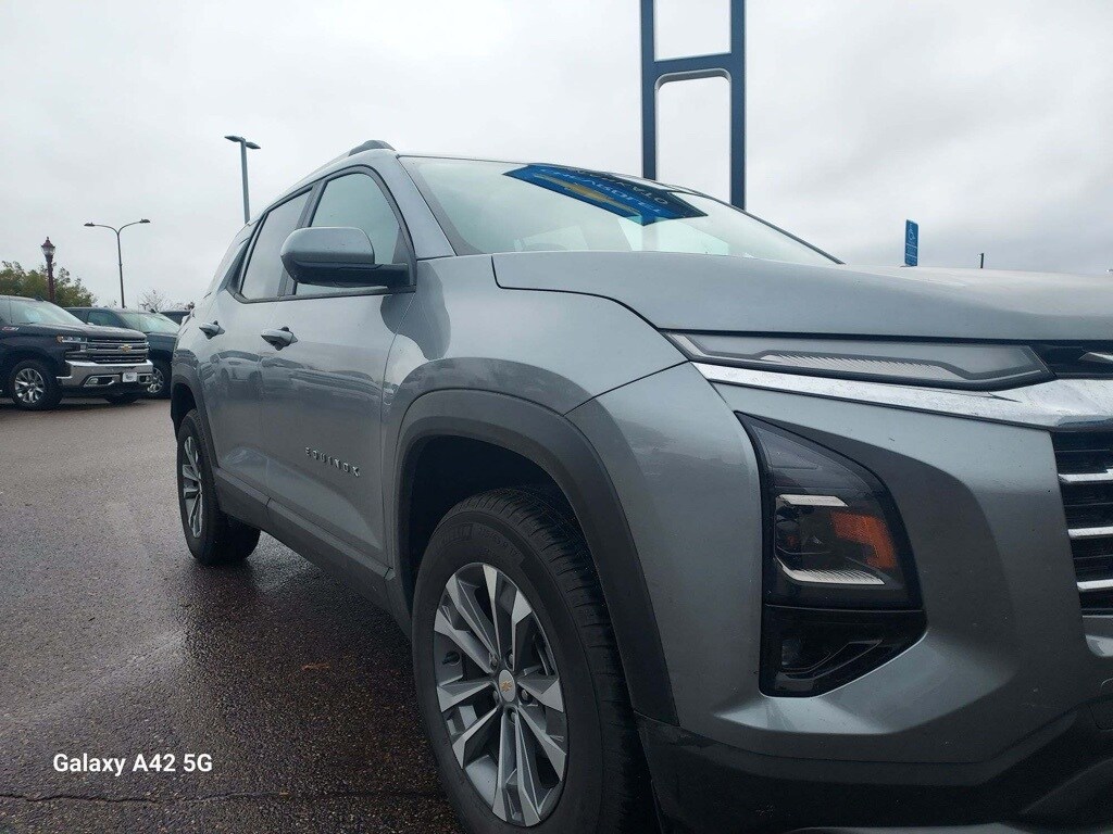 Used 2025 Chevrolet Equinox LT SUV
