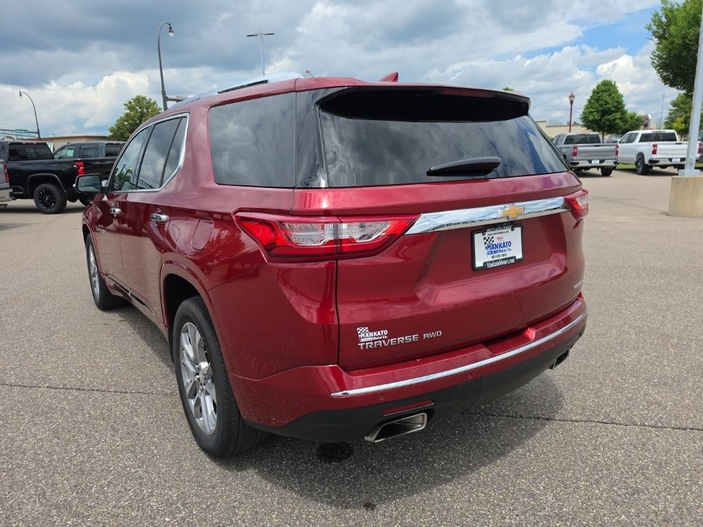 Used 2021 Chevrolet Traverse Premier SUV