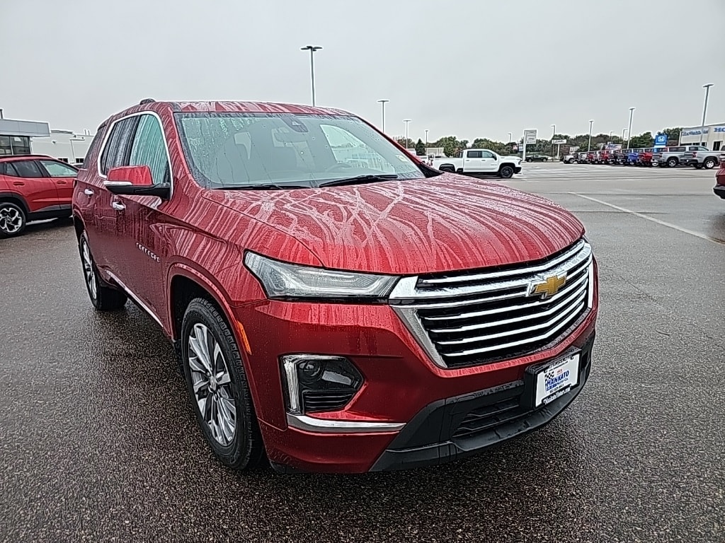 Used 2023 Chevrolet Traverse Premier SUV