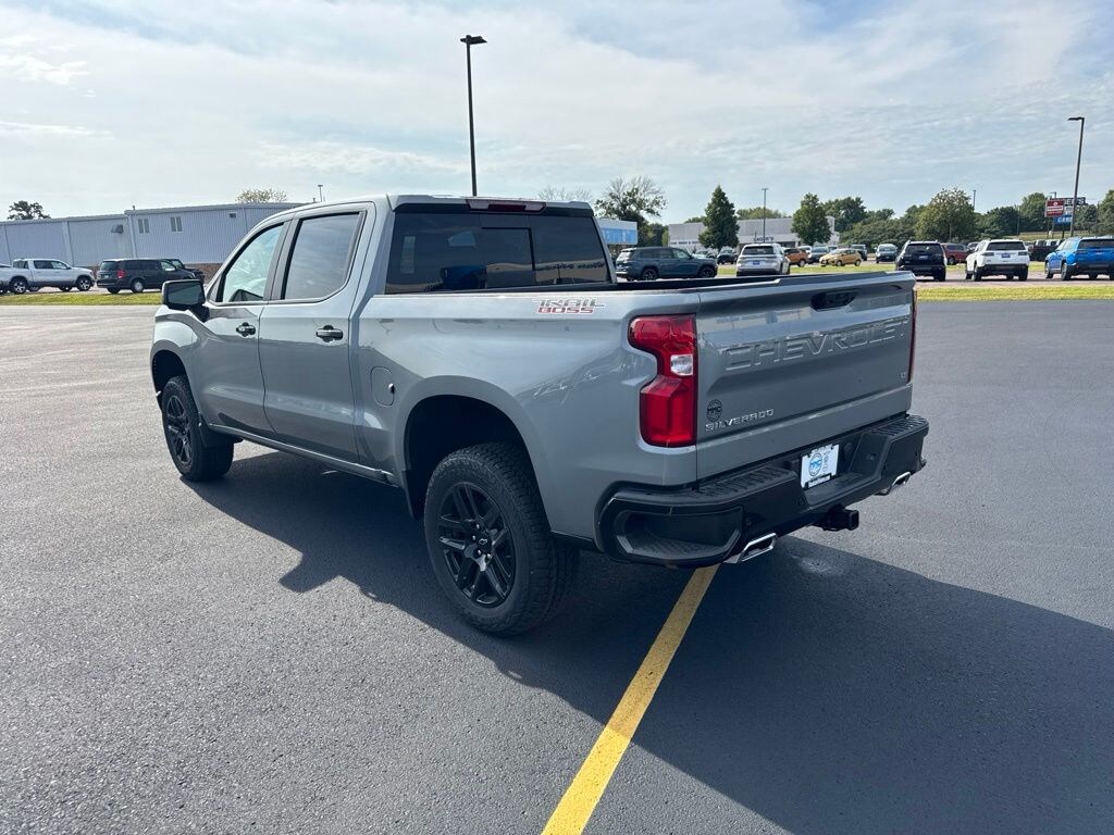 New 2026 Chevrolet Silverado 1500 LT Trail Boss Truck Crew Cab