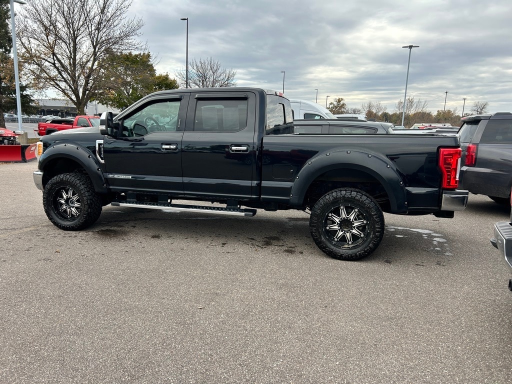 Used 2017 Ford F-250SD Lariat Truck Crew Cab