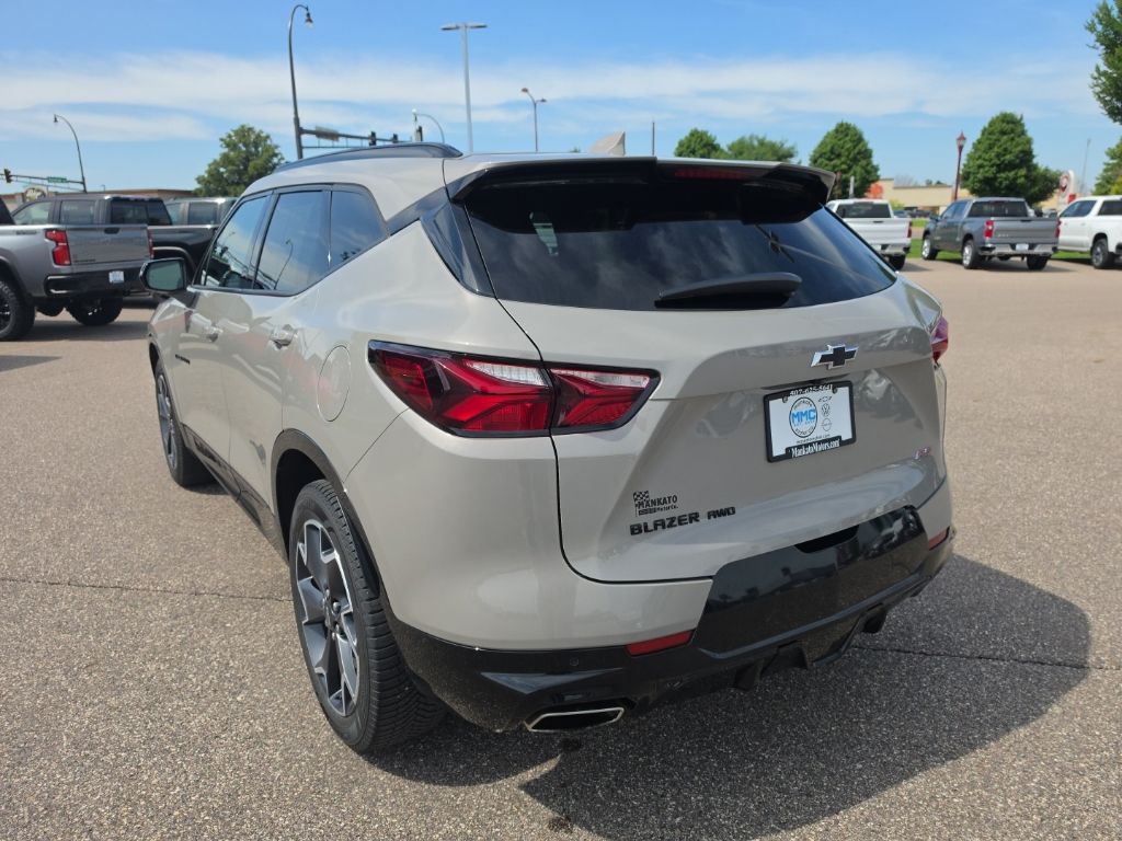 Used 2021 Chevrolet Blazer RS with VIN 3GNKBKRS7MS568495 for sale in Mankato, Minnesota