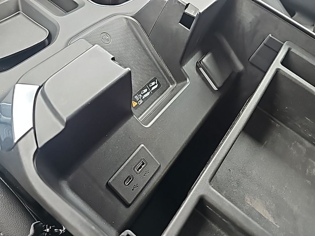 2022 Chevrolet Silverado 1500 LTZ - Photo 35