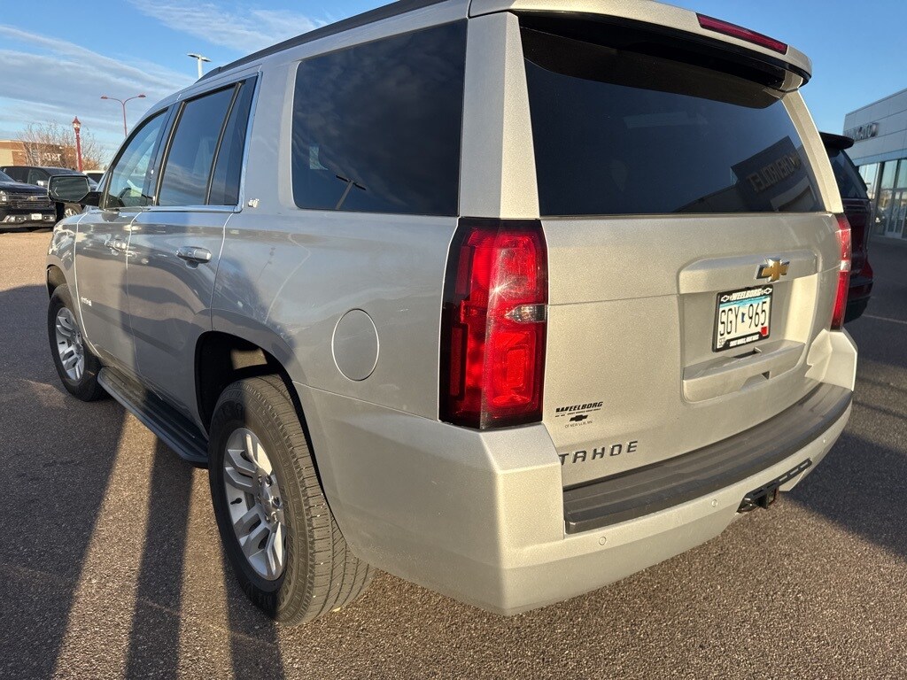 2019 Chevrolet Tahoe LT photo 2