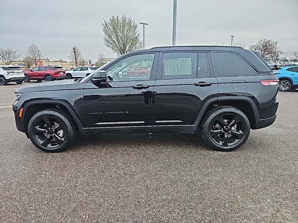 Used 2023 Jeep Grand Cherokee Limited with VIN 1C4RJHBG4PC540764 for sale in Mankato, Minnesota