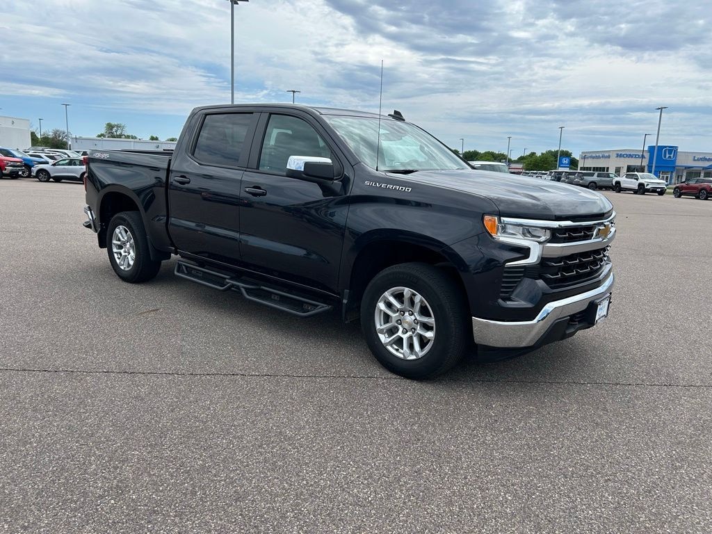 Used 2024 Chevrolet Silverado 1500 LT Truck Crew Cab