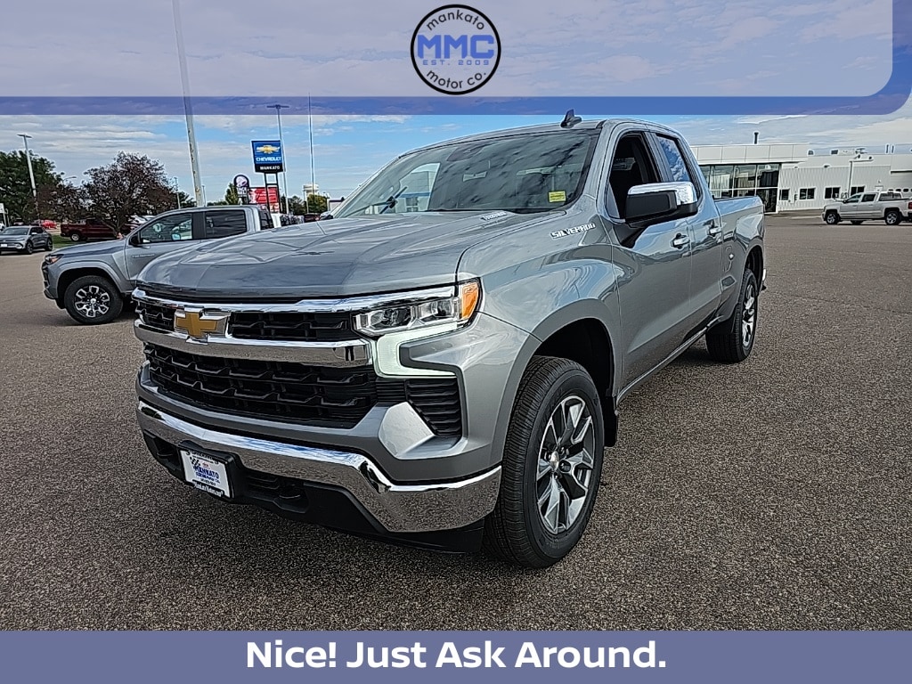 2026 Chevrolet Silverado LT's photo