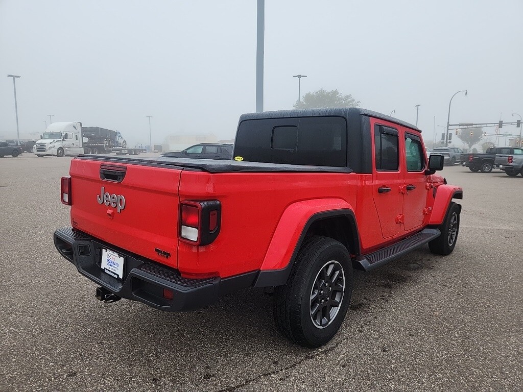 2020 Jeep Gladiator Overland photo 2