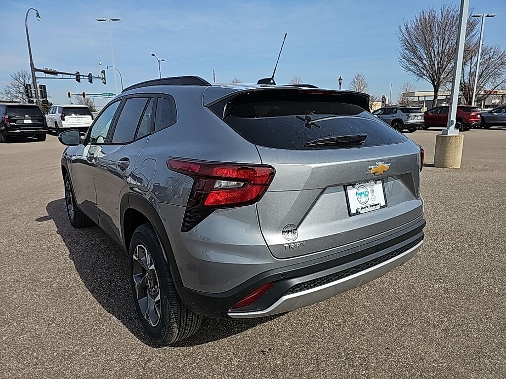 New 2026 Chevrolet Trax LT SUV