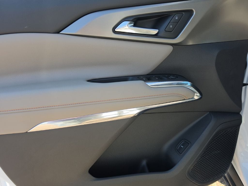 2026 Chevrolet Traverse LT - Photo 15