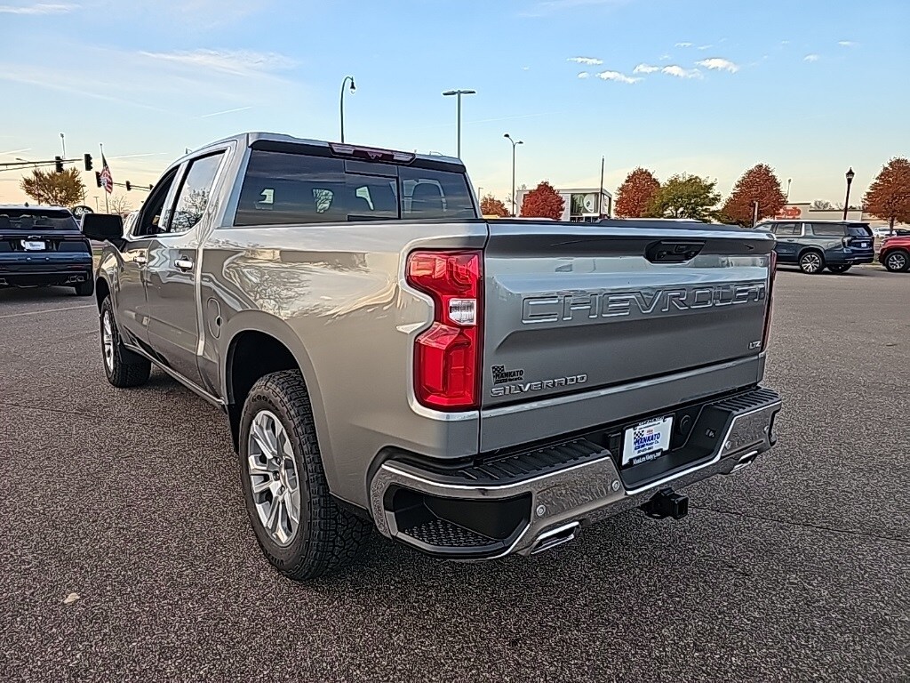 2026 Chevrolet Silverado 1500 LTZ photo 2
