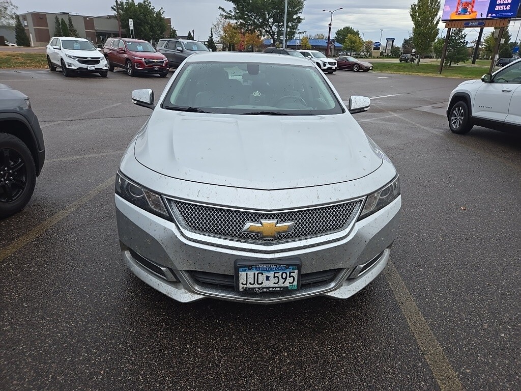 2017 Chevrolet Impala 1LT photo 3