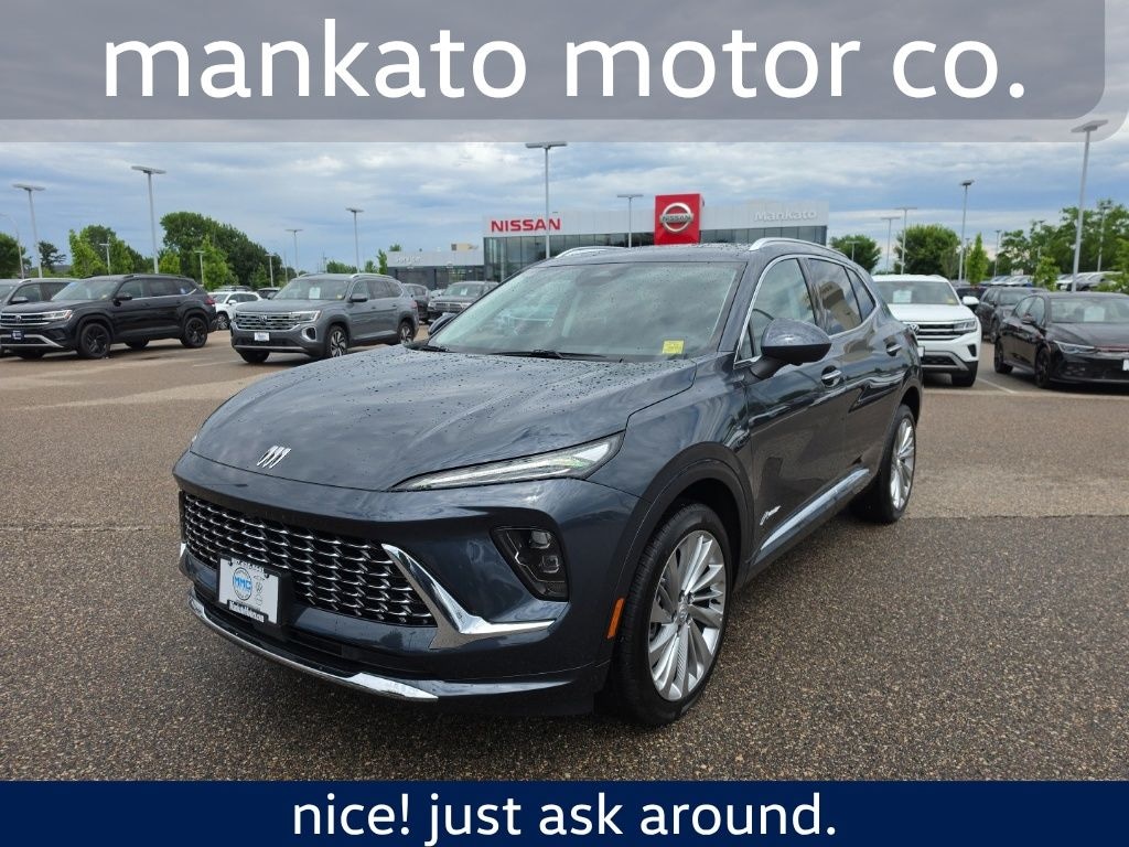 Used 2026 Buick Envision Avenir SUV