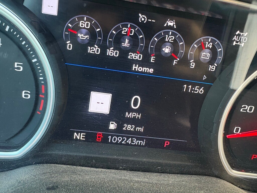 2021 Chevrolet Silverado 1500 LTZ photo 3