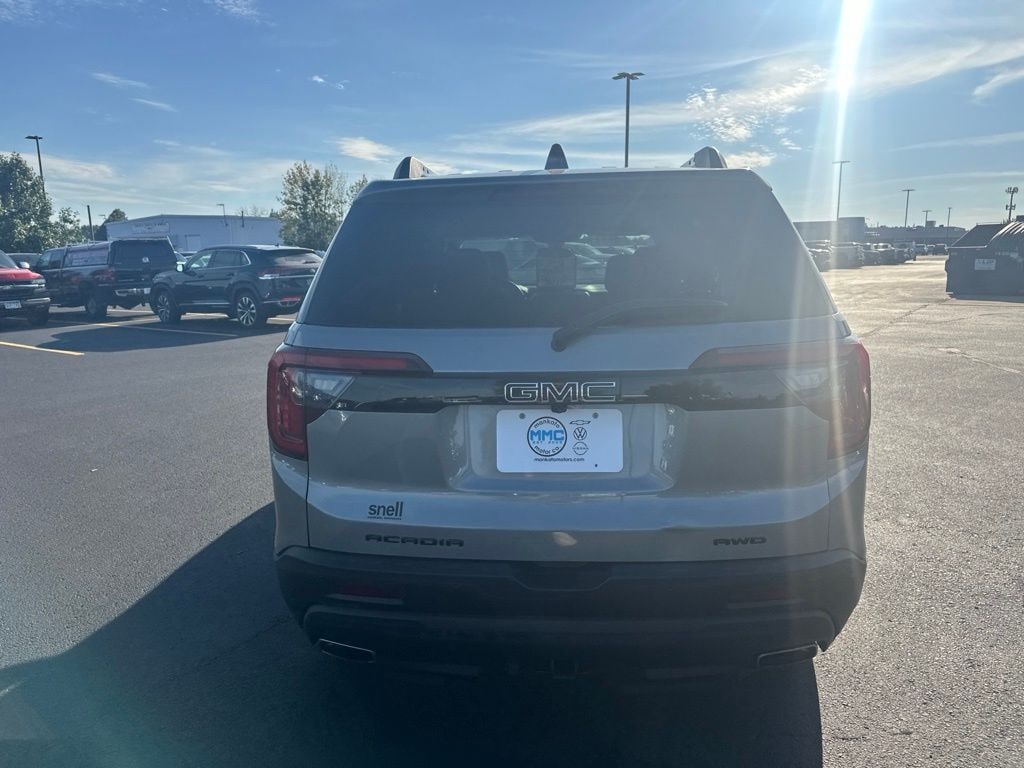 Used 2023 GMC Acadia SLE SUV