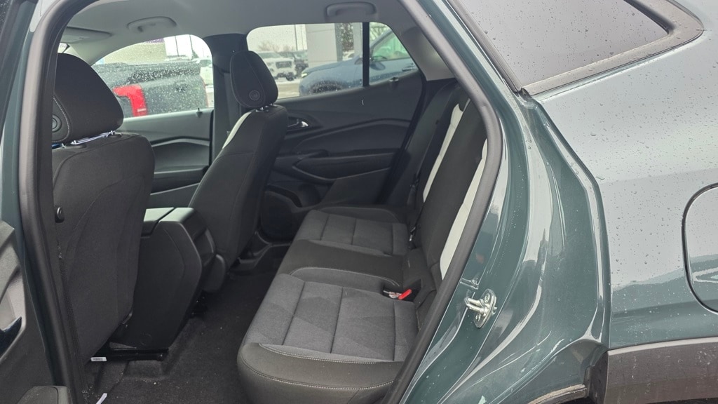 Used 2025 Chevrolet Trax LS SUV