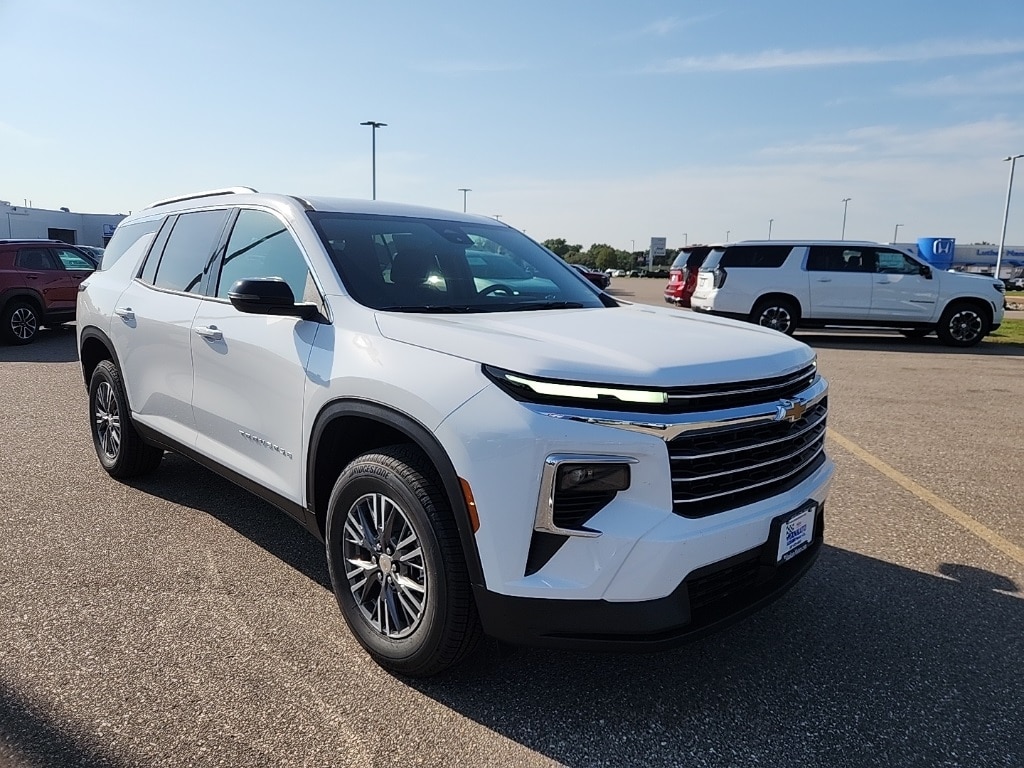 New 2026 Chevrolet Traverse LT SUV