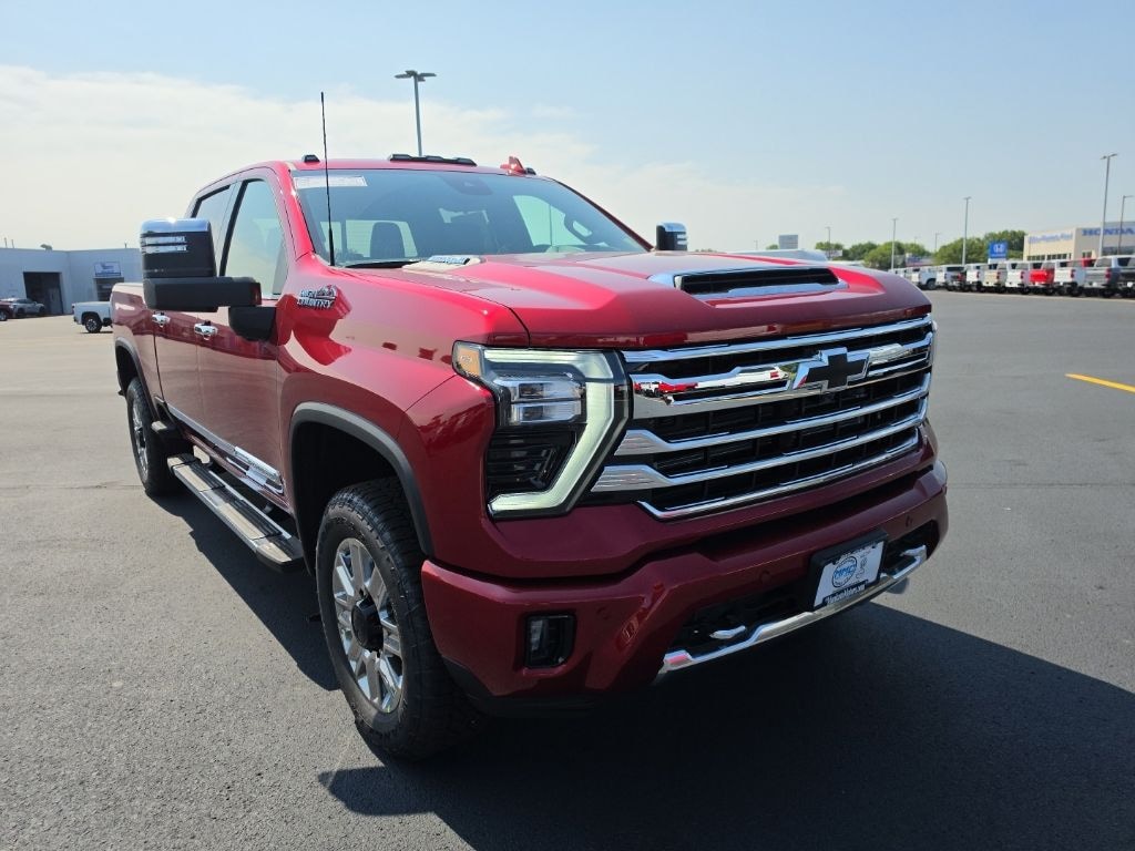 New 2026 Chevrolet Silverado 3500HD High Country Truck Crew Cab