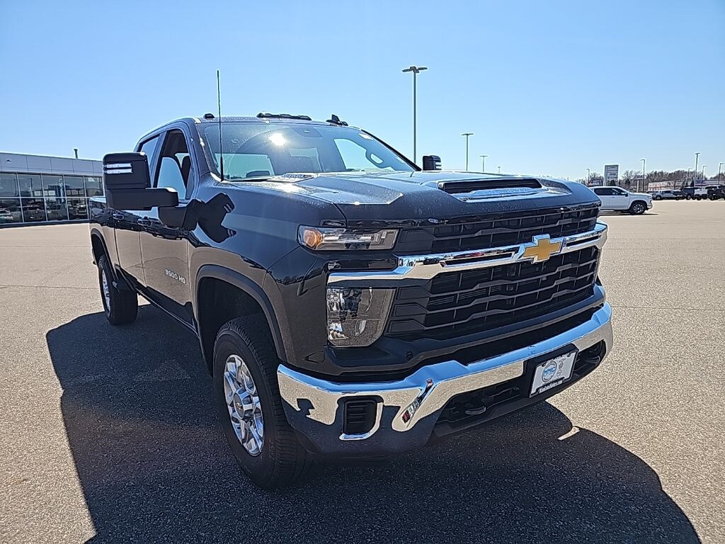 New 2026 Chevrolet Silverado 3500HD LT Truck Crew Cab