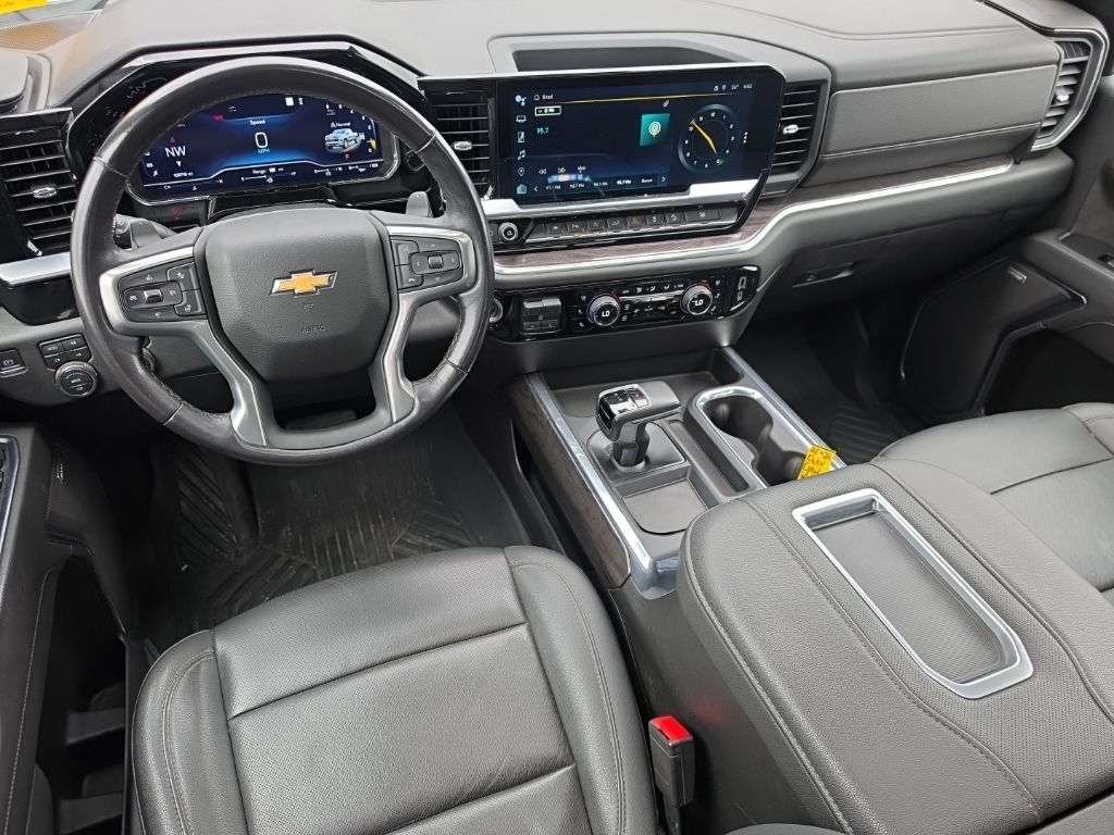 2022 Chevrolet Silverado 1500 LTZ - Photo 12
