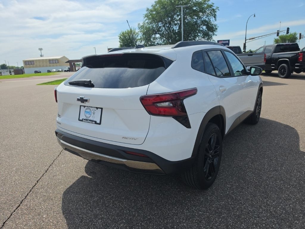 Used 2024 Chevrolet Trax Activ SUV