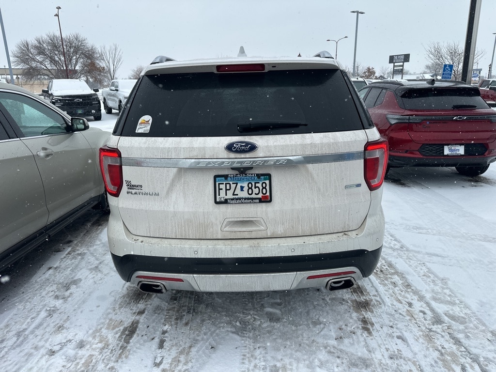 Used 2017 Ford Explorer Platinum SUV