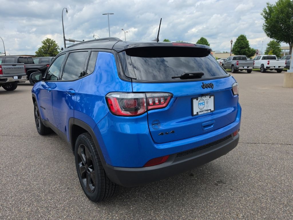 Used 2019 Jeep Compass Altitude with VIN 3C4NJDBB5KT713152 for sale in Mankato, Minnesota