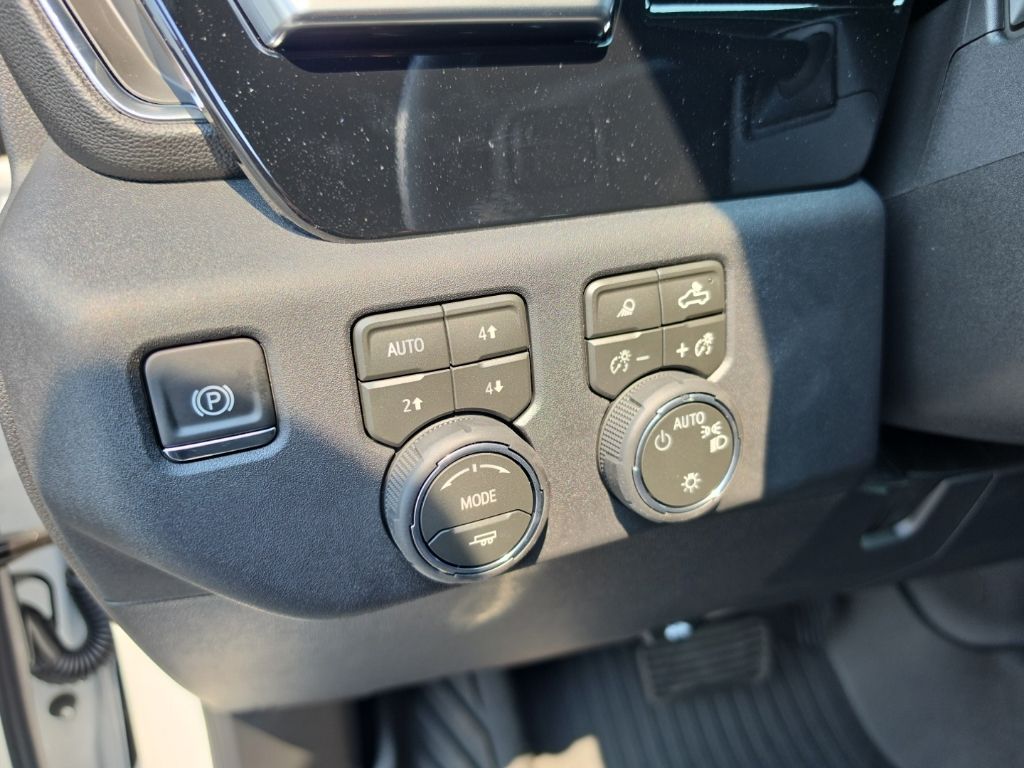 2026 Chevrolet Silverado 1500 LT - Photo 8