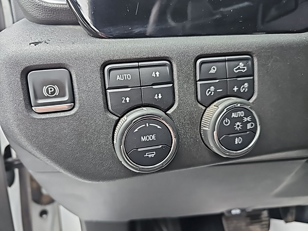 2022 Chevrolet Silverado 1500 LTZ - Photo 18