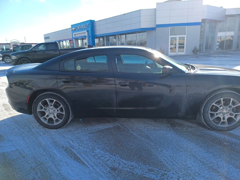 Used 2015 Dodge Charger SXT Sedan