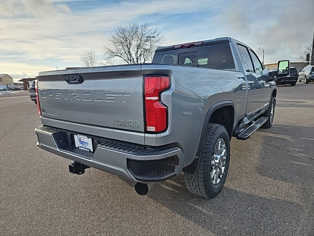New 2026 Chevrolet Silverado 3500HD High Country Truck Crew Cab