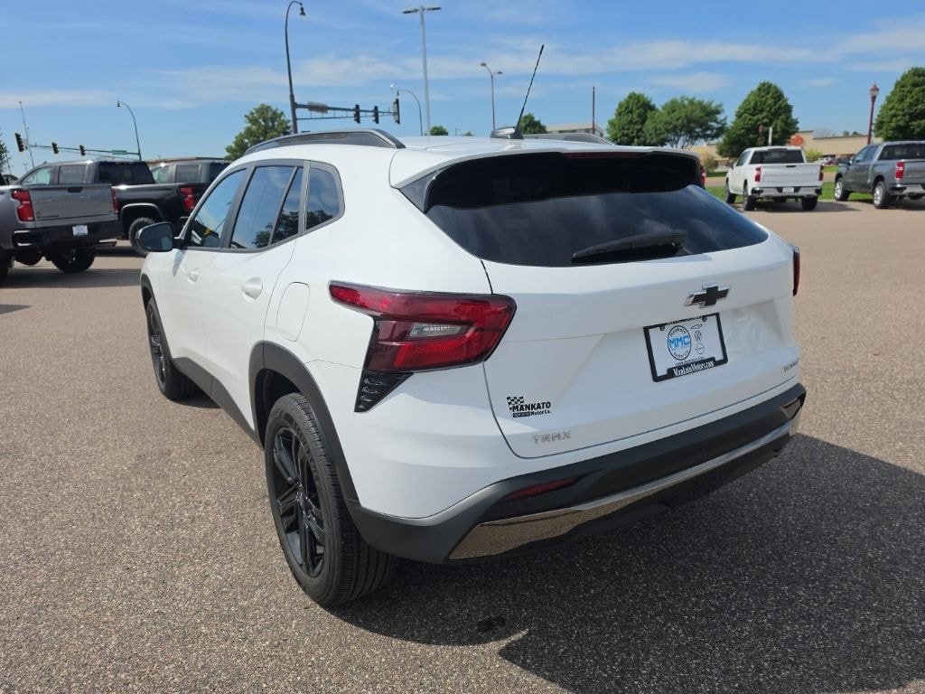 Used 2024 Chevrolet Trax Activ SUV