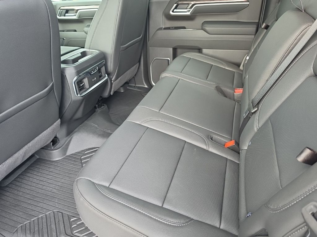 2026 Chevrolet Silverado 1500 LTZ - Photo 9