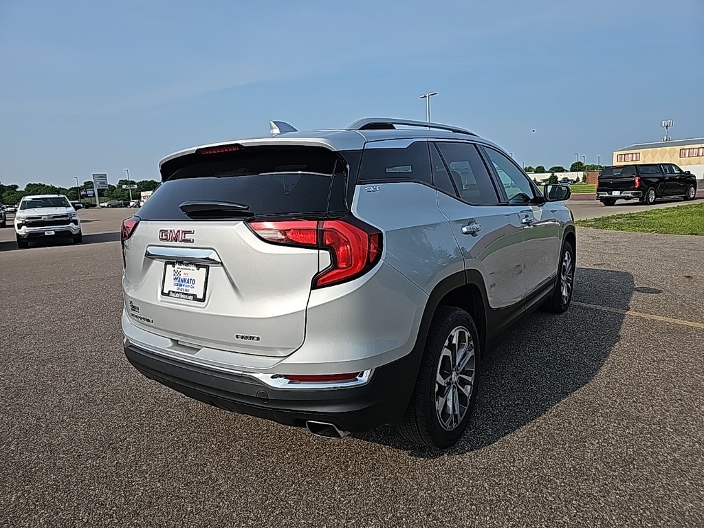 Used 2018 GMC Terrain SLT with VIN 3GKALVEX9JL303303 for sale in Mankato, Minnesota