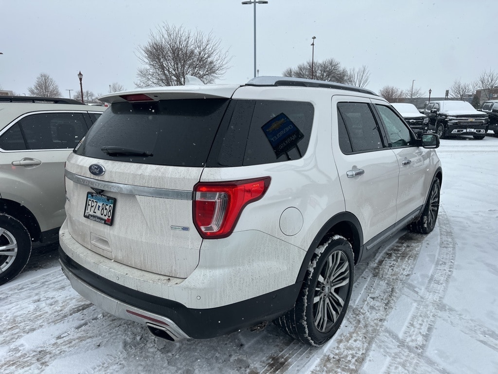 Used 2017 Ford Explorer Platinum SUV