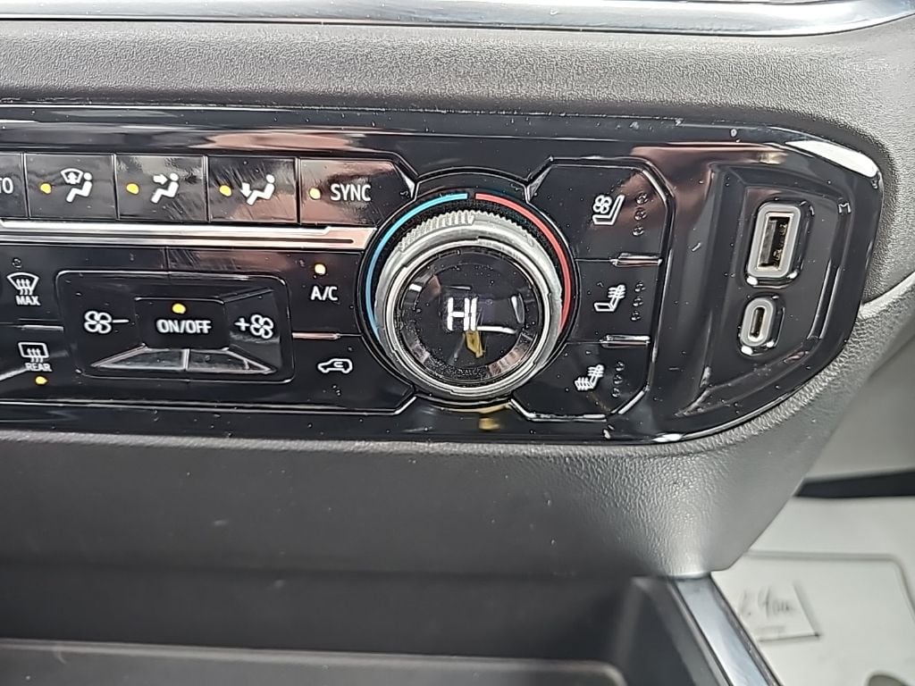 2022 Chevrolet Silverado 1500 LTZ - Photo 32