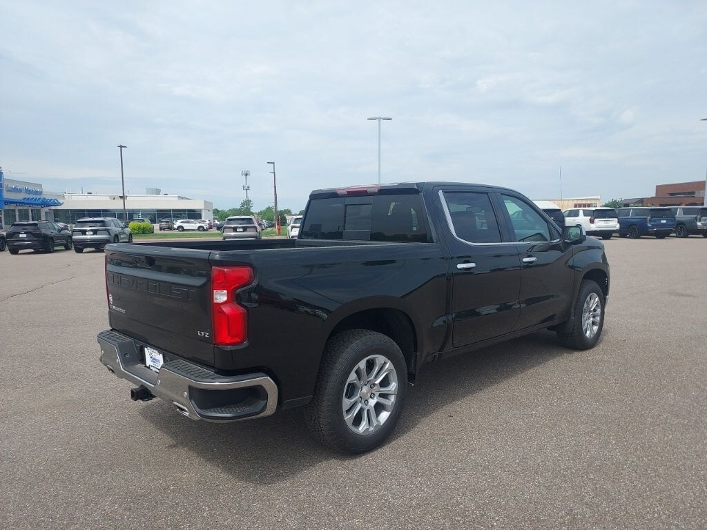 New 2026 Chevrolet Silverado 1500 LTZ Truck Crew Cab