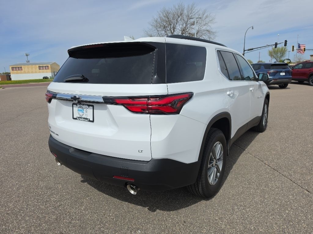 Used 2023 Chevrolet Traverse LT SUV