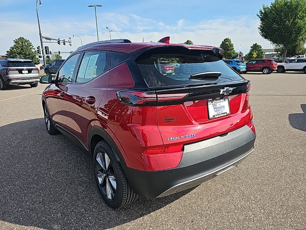 Used 2022 Chevrolet Bolt EUV LT with VIN 1G1FY6S08N4131950 for sale in Mankato, Minnesota